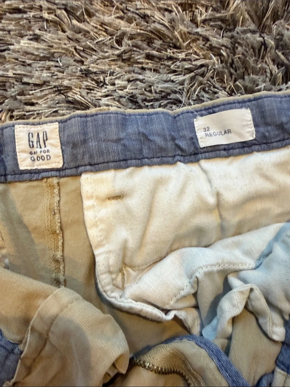 GAP Men's Beige Flat-Front Cotton Shorts